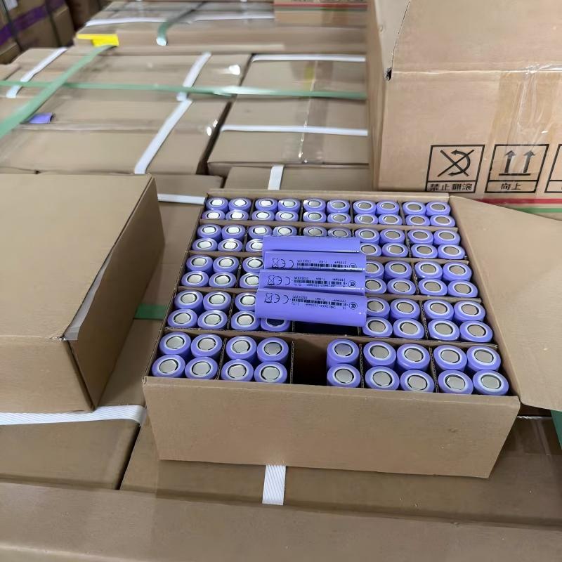 Battery 3.7V 18650 2000mAh - 4